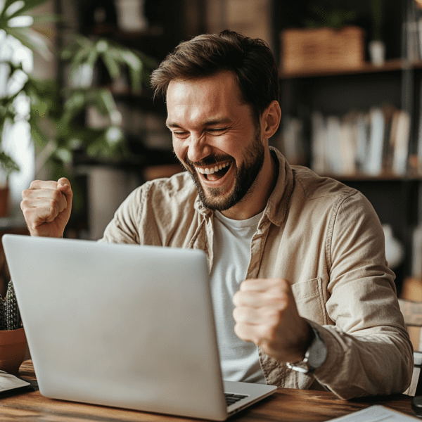 A candidate received a personalized recruitment communication email from an HR professional and he is happy